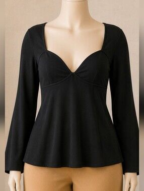 *Black Long-Sleeve Sweetheart Peplum Tunic - Pit 27